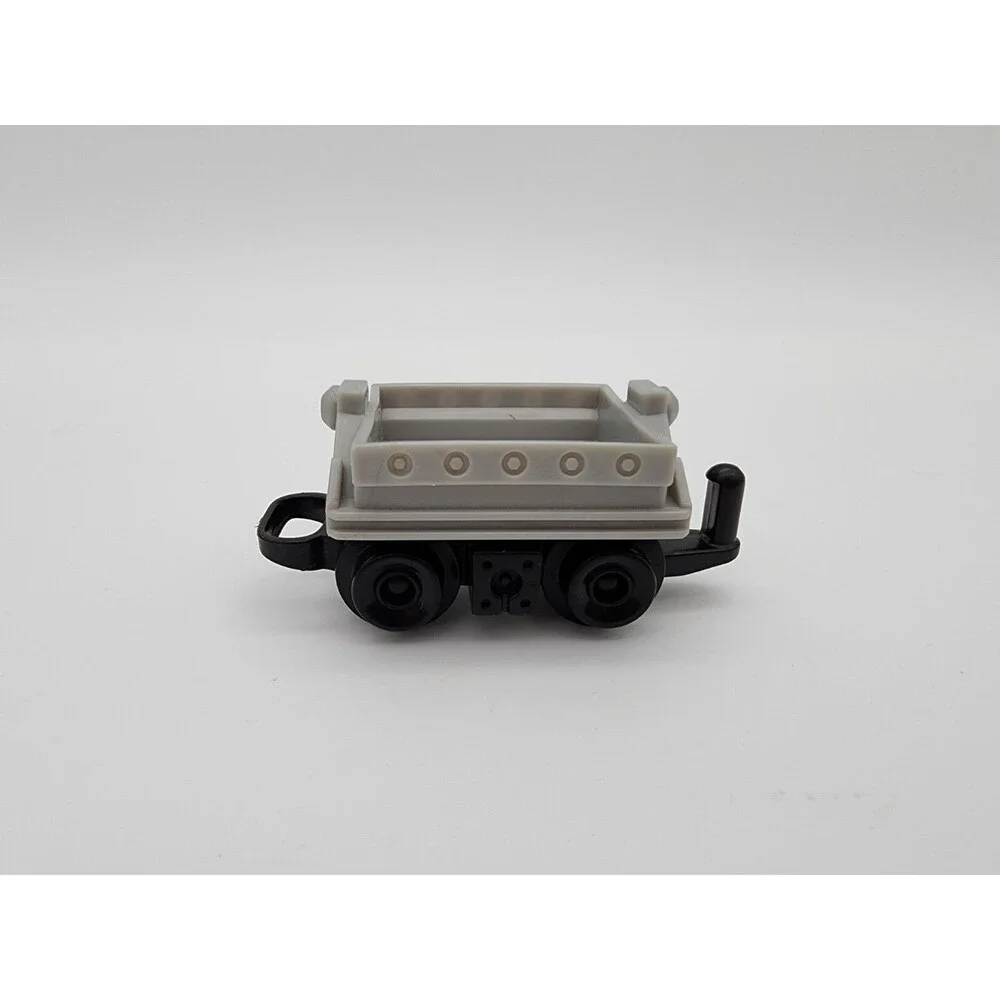 Fisher Price GeoTrax Red Black Steam Train Push Engine With Cargo Cars 3pc Set